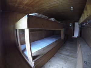 Holzzimmer Lagerhaus Chrüzhütte